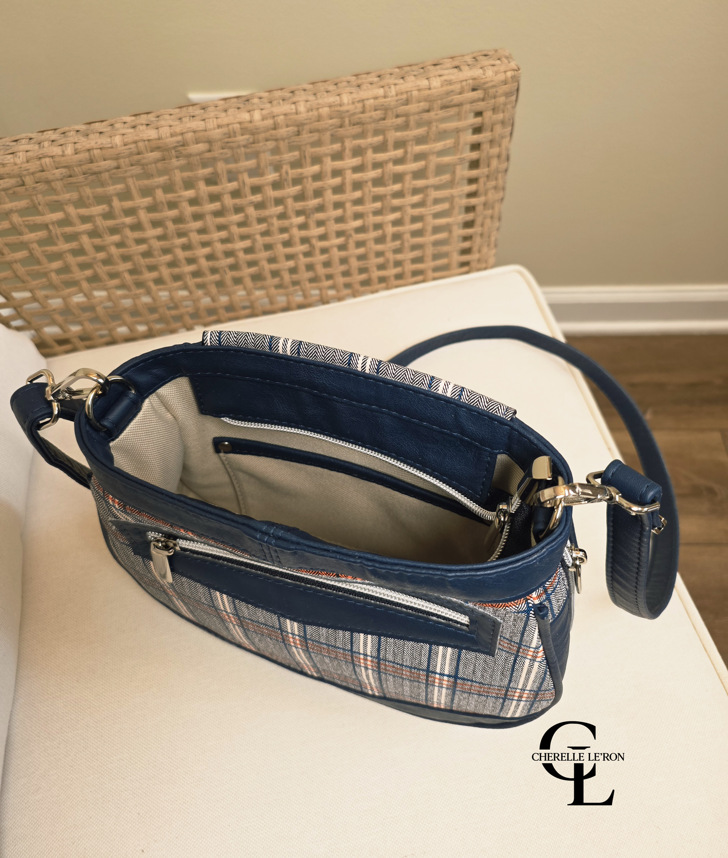 Tatum Crossbody PDF Sewing Pattern (SVG Files, Instructions & Video Tutorial Included)