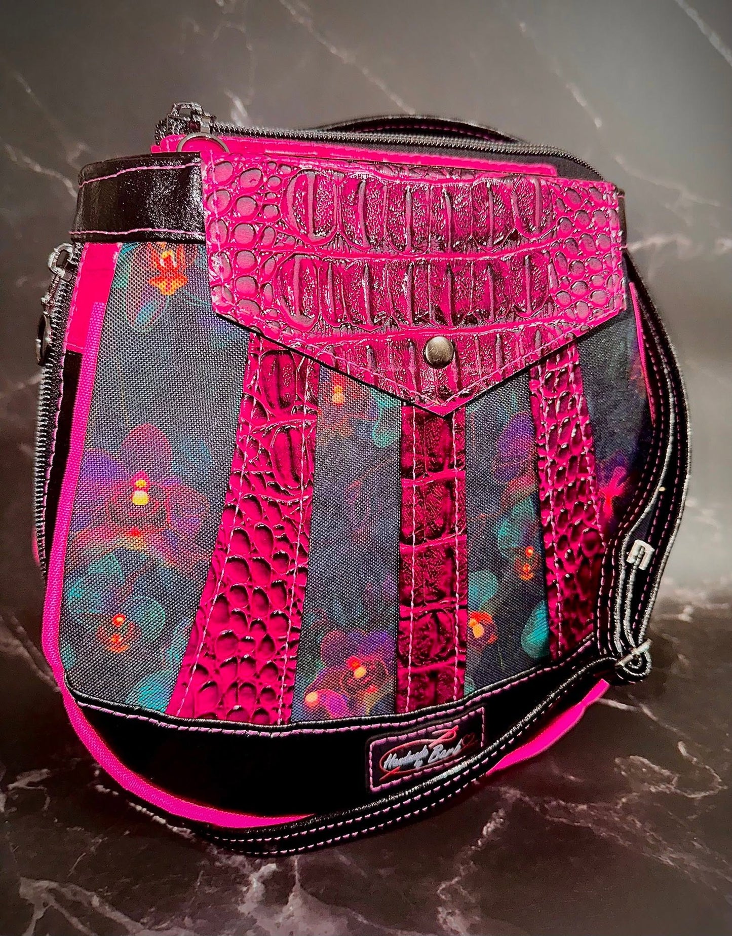 Tatum Crossbody PDF Sewing Pattern (SVG Files, Instructions & Video Tutorial Included)