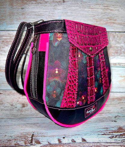 Tatum Crossbody PDF Sewing Pattern (SVG Files, Instructions & Video Tutorial Included)