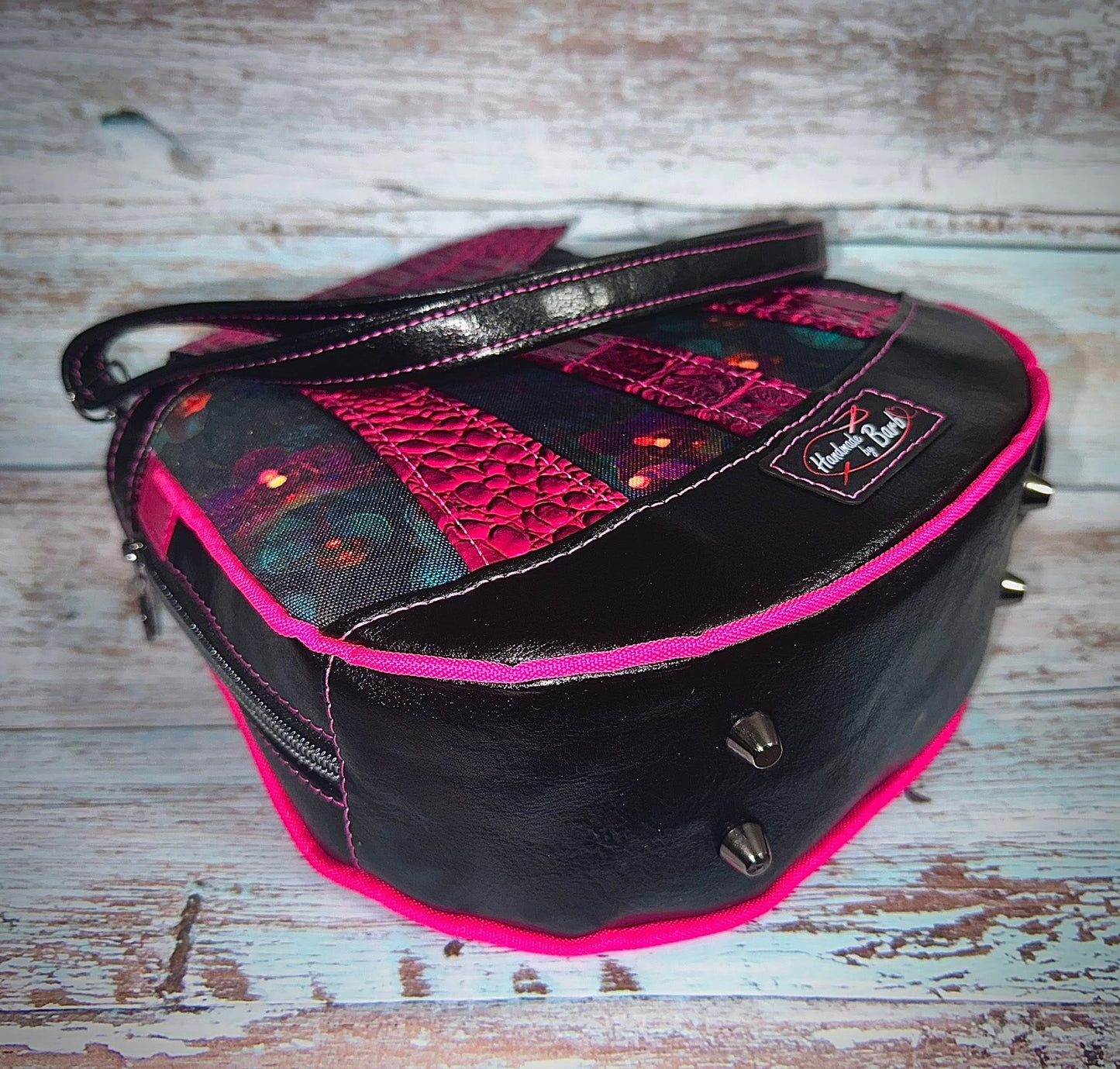 Tatum Crossbody PDF Sewing Pattern (SVG Files, Instructions & Video Tutorial Included)