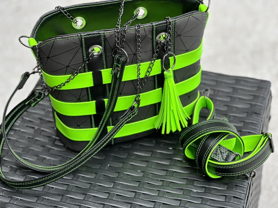 The Berlyn Bag PDF Pattern (SVG, Projector Files & Video Included)