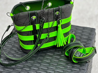 The Berlyn Bag PDF Pattern (SVG, Projector Files & Video Included)