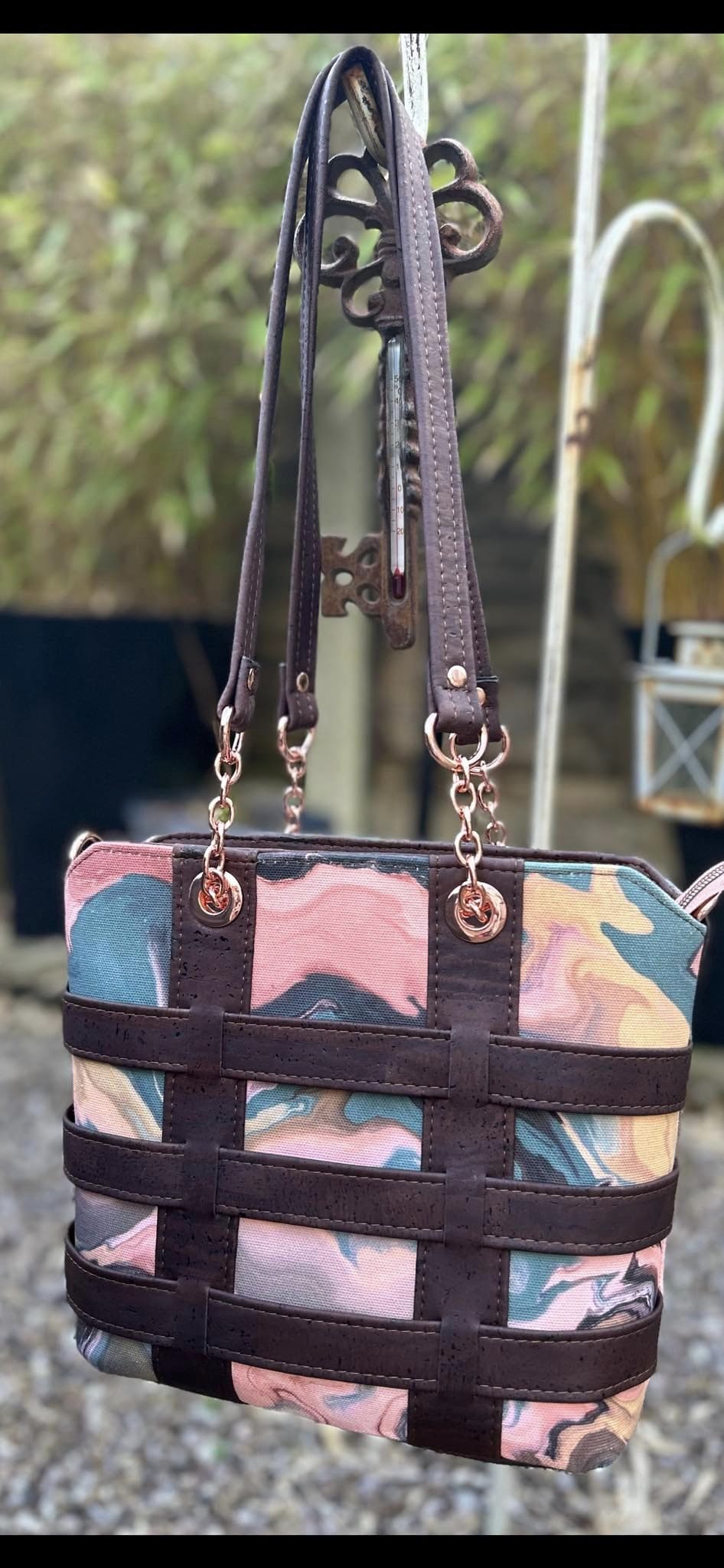 The Berlyn Bag PDF Pattern (SVG, Projector Files & Video Included)