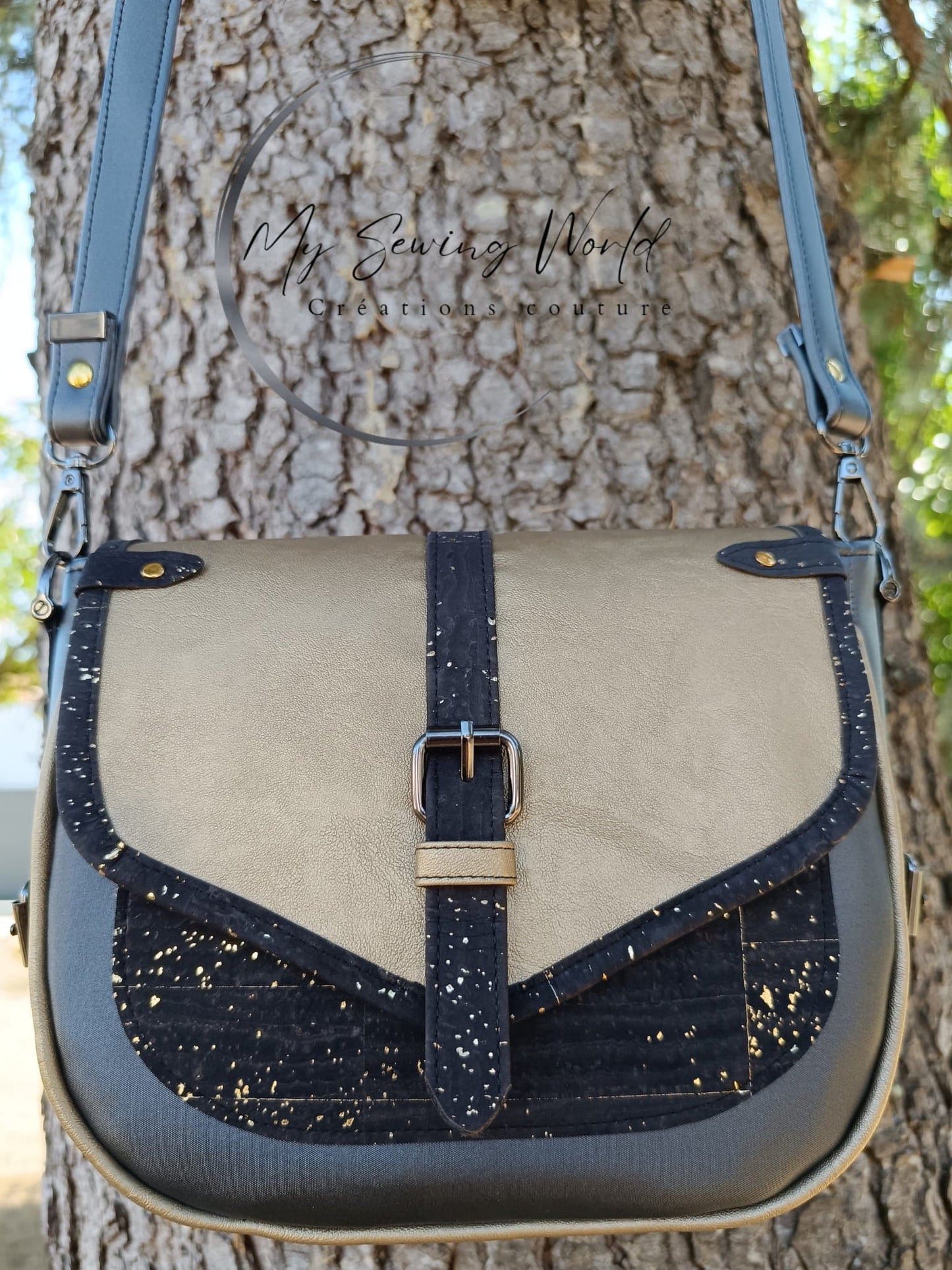 The Harlowe Crossbody (SVG, Projector Files & Video Included)