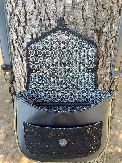The Harlowe Crossbody (SVG, Projector Files & Video Included)