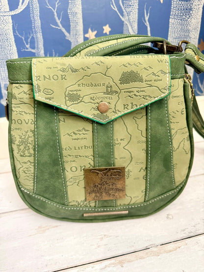 Tatum Crossbody PDF Sewing Pattern (SVG Files, Instructions & Video Tutorial Included)