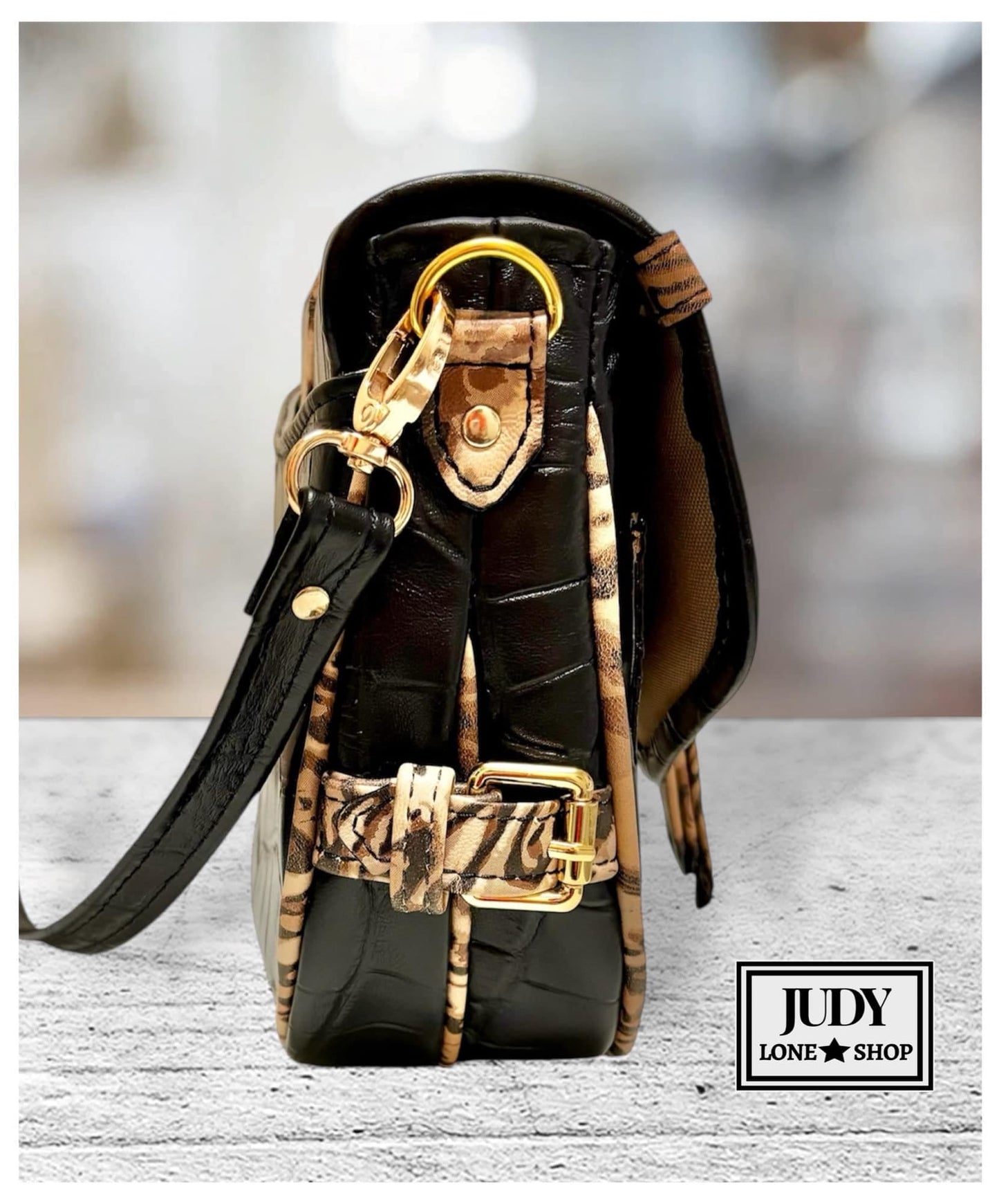 The Harlowe Crossbody (SVG, Projector Files & Video Included)