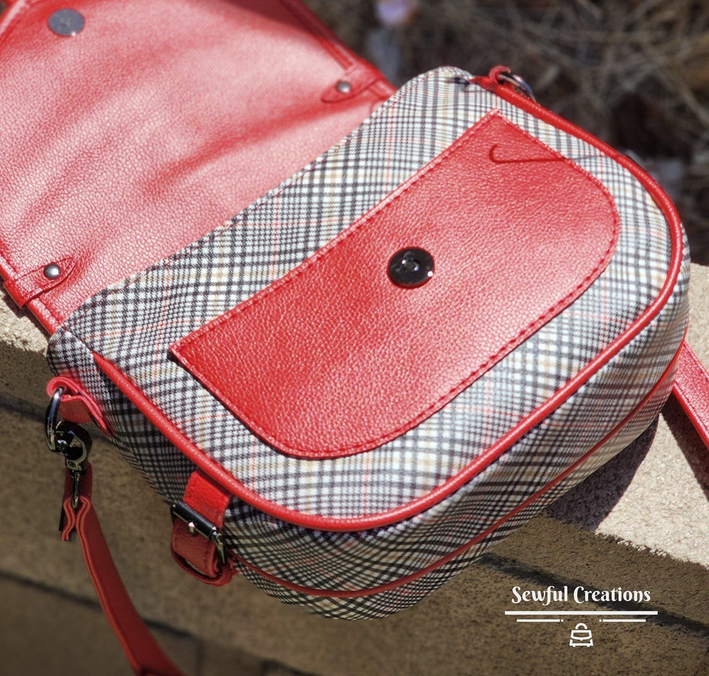 The Harlowe Crossbody (SVG, Projector Files & Video Included)
