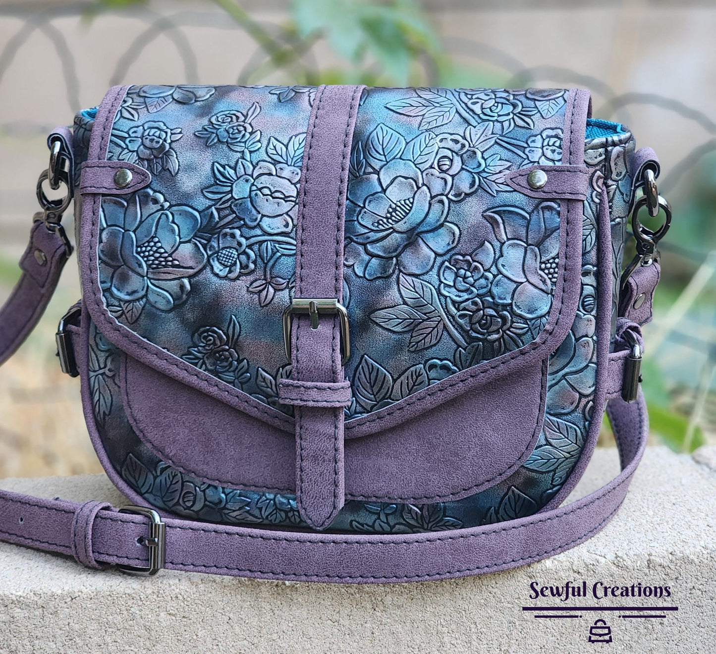 The Harlowe Crossbody (SVG, Projector Files & Video Included)