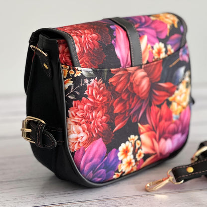 The Harlowe Crossbody (SVG, Projector Files & Video Included)