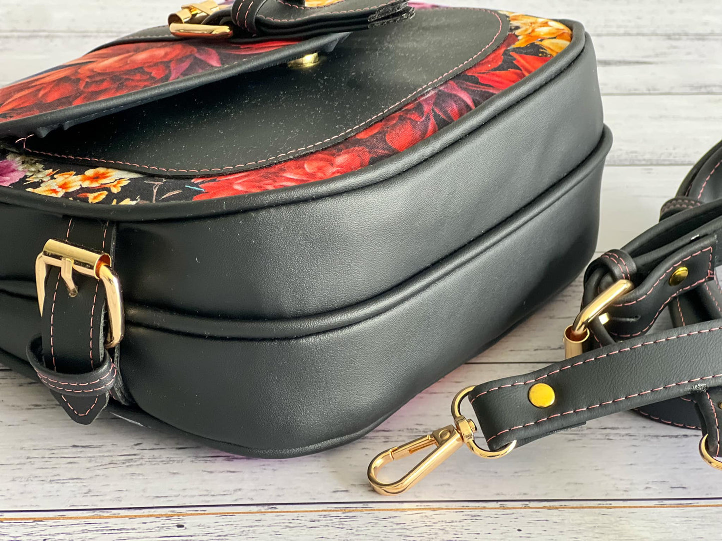 The Harlowe Crossbody (SVG, Projector Files & Video Included)