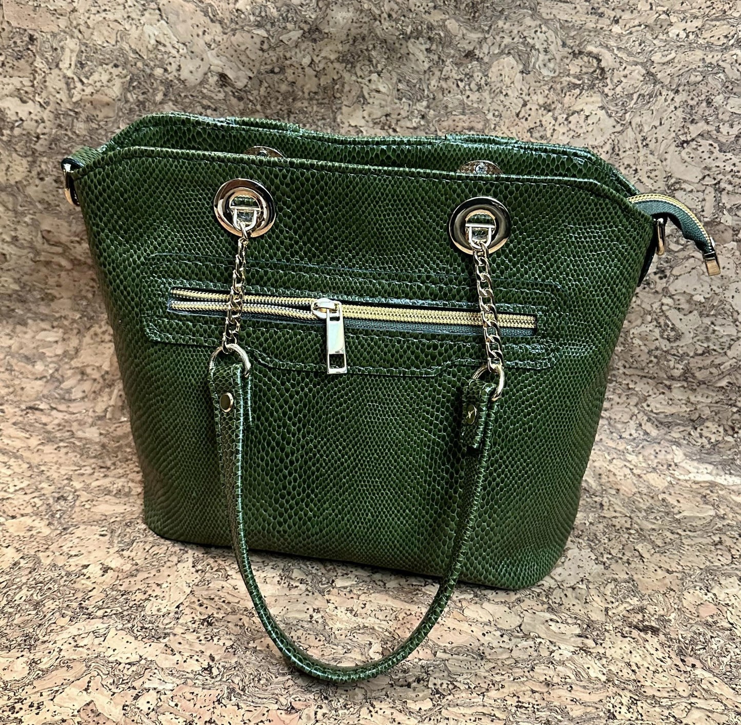 The Berlyn Bag PDF Pattern (SVG, Projector Files & Video Included)