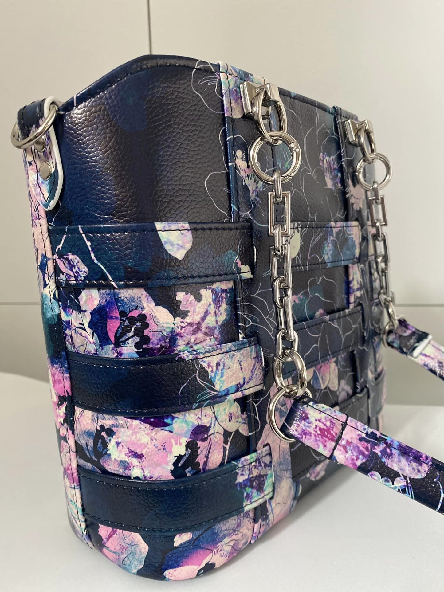 The Berlyn Bag PDF Pattern (SVG, Projector Files & Video Included)