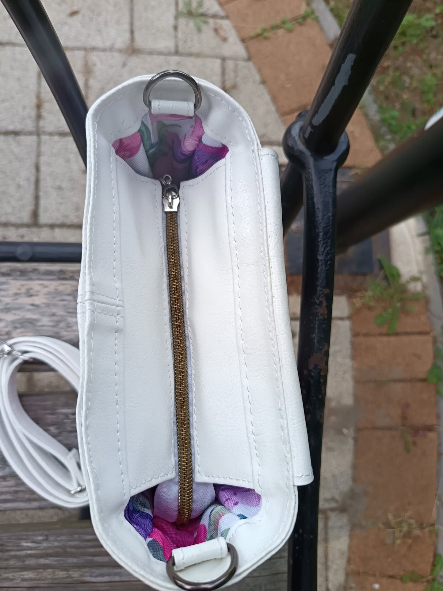 Tatum Crossbody PDF Sewing Pattern (SVG Files, Instructions & Video Tutorial Included)
