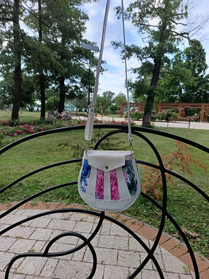 Tatum Crossbody PDF Sewing Pattern (SVG Files, Instructions & Video Tutorial Included)