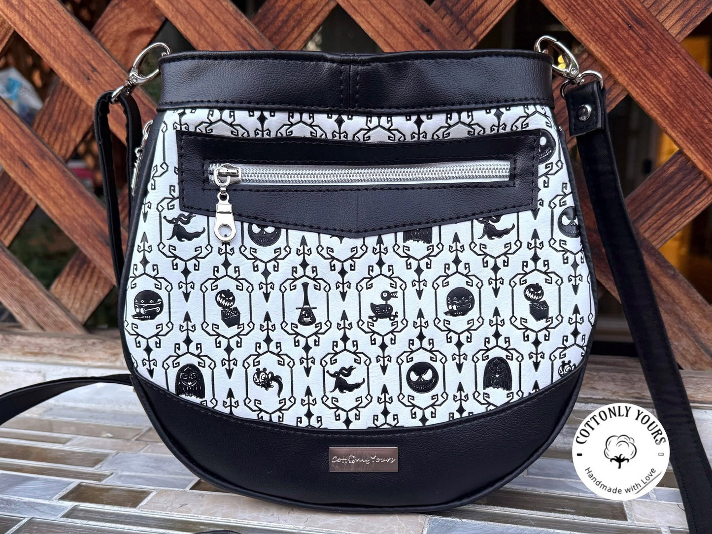 Tatum Crossbody PDF Sewing Pattern (SVG Files, Instructions & Video Tutorial Included)