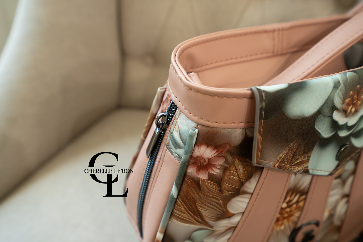 Tatum Crossbody PDF Sewing Pattern (SVG Files, Instructions & Video Tutorial Included)