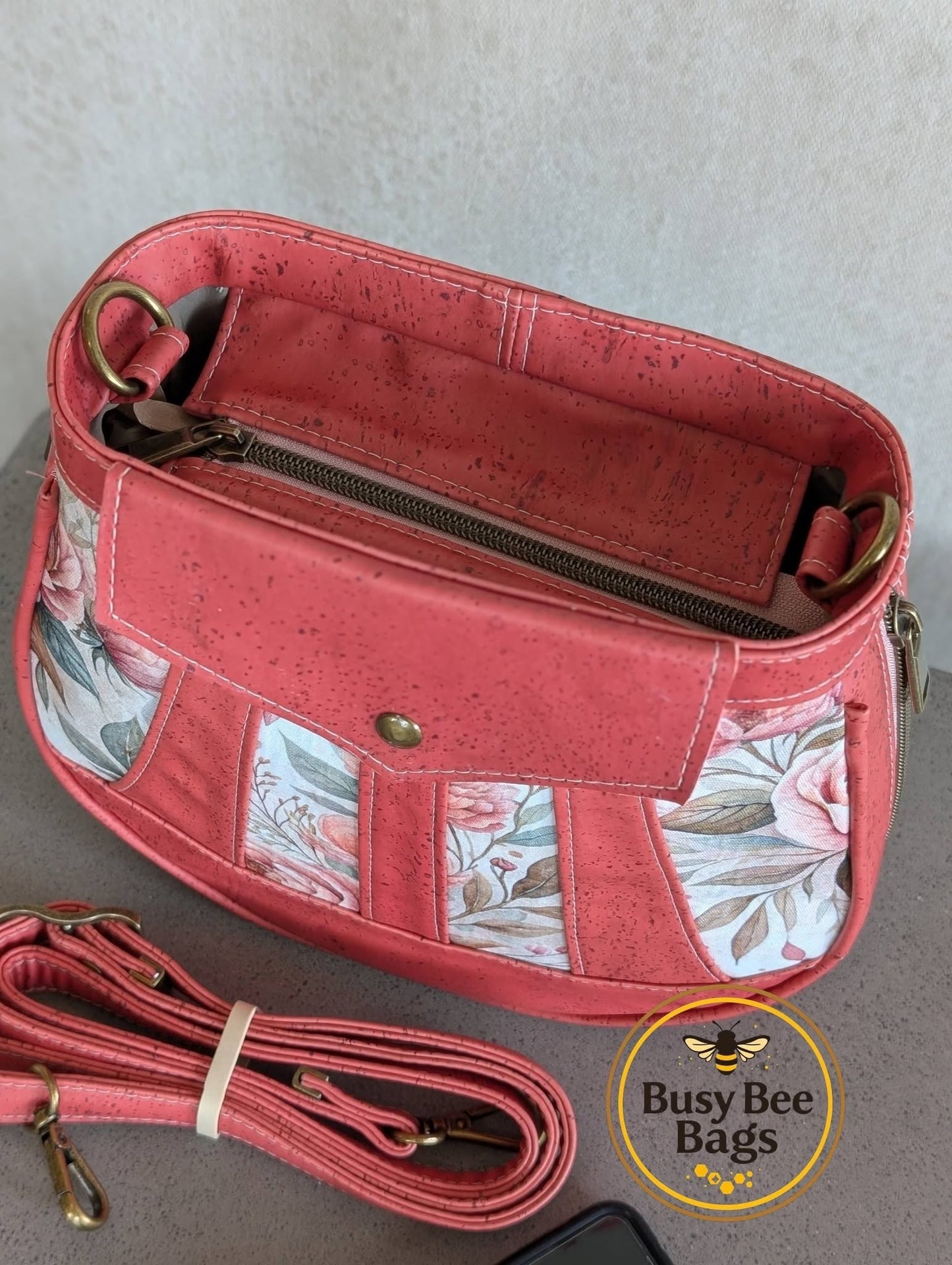 Tatum Crossbody PDF Sewing Pattern (SVG Files, Instructions & Video Tutorial Included)