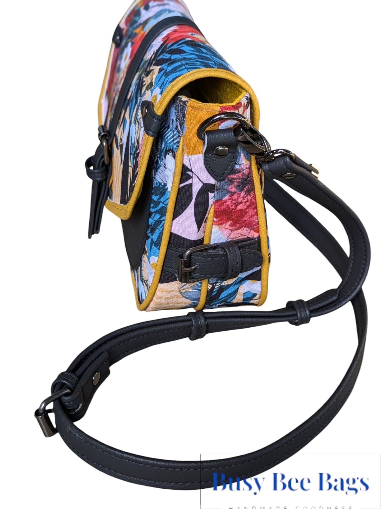 The Harlowe Crossbody (SVG, Projector Files & Video Included)
