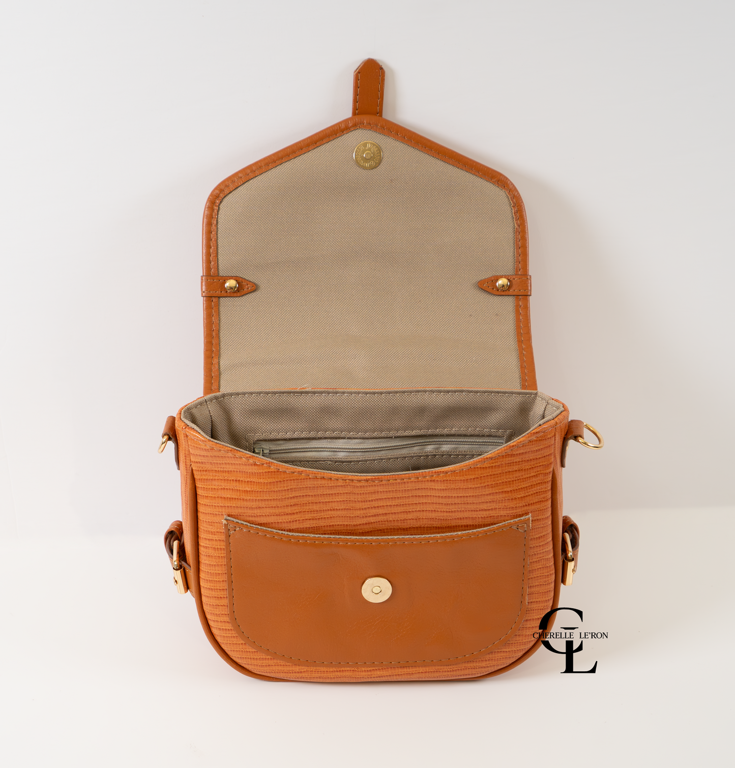 The Harlowe Crossbody (SVG, Projector Files & Video Included)